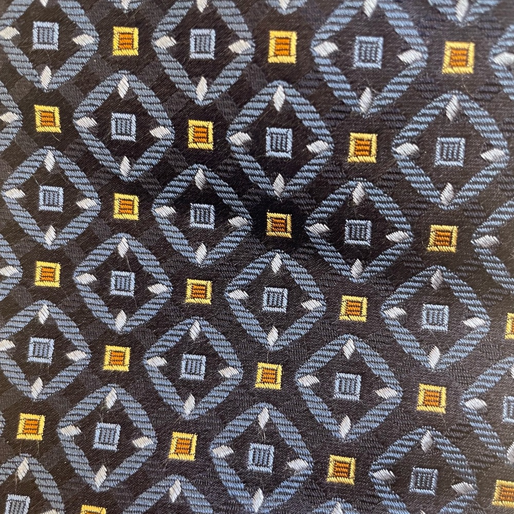 Jos A Bank Tie - Picture 6 of 6